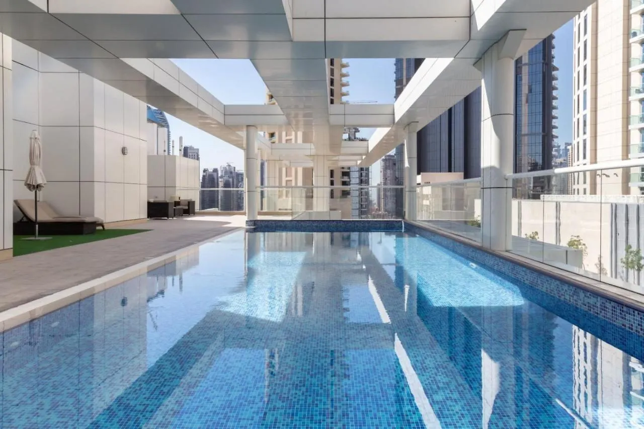 Frank Porter - Mon Reve Apartment Dubai