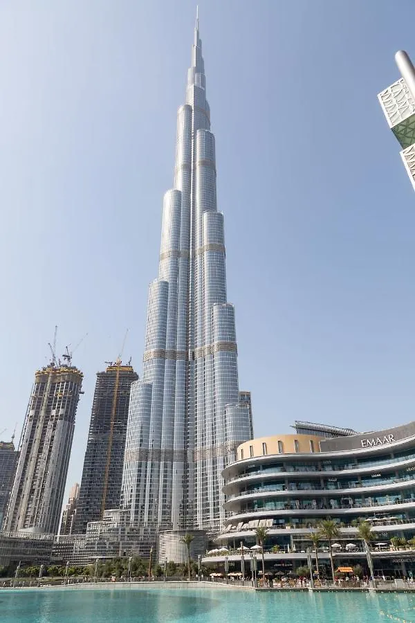 Frank Porter - Mon Reve Apartment Dubai